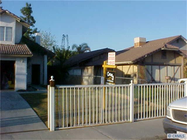 1420 Santiago Court - photo 8